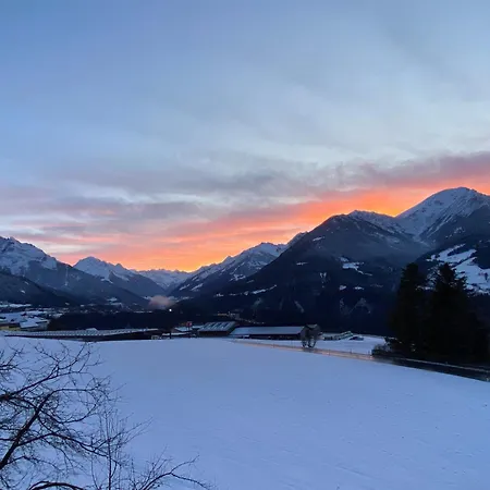 Wiesenhof - & Weitblick Ueber - Ladestation Fuer Elektroautos 公寓 *